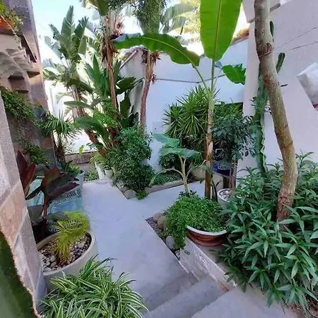 Peacefull, Private, Pristine